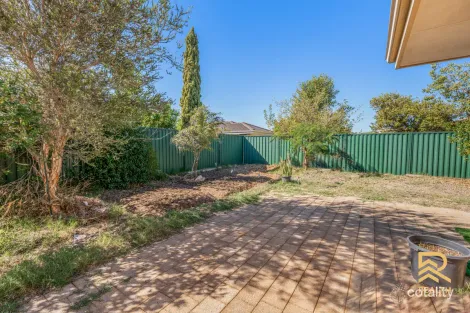 Property photo of 3/118 Centre Street Queens Park WA 6107
