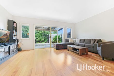 Property photo of 12/84 Heatherton Road Endeavour Hills VIC 3802