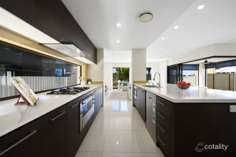 Property photo of 52 North View Hope Island QLD 4212
