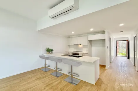Property photo of 2/1 Links Court Urraween QLD 4655