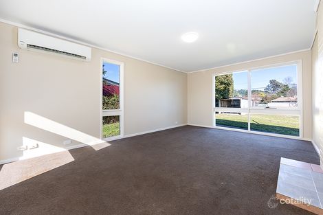 Property photo of 6 Newmarch Place Macgregor ACT 2615