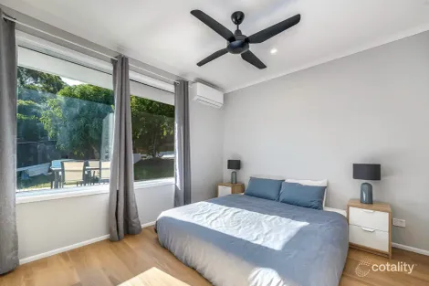 Property photo of 5 Theodore Place Molendinar QLD 4214