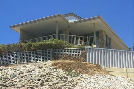 13 Allan Pl, Halls Head, WA 6210