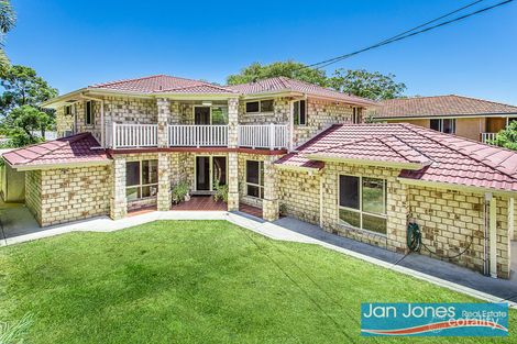 15 Herne Rd, Scarborough, QLD 4020