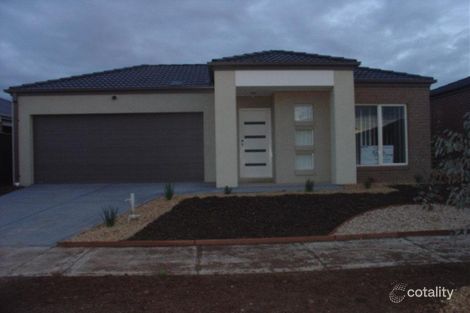 Property photo of 10 Hardwick Crescent Derrimut VIC 3026
