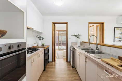 Property photo of 7 Roycroft Place Golden Grove SA 5125
