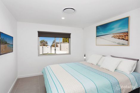 Property photo of 122A Ocean View Drive Wamberal NSW 2260