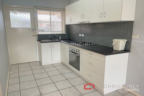 Property photo of 2/27 Higgins Avenue Wagga Wagga NSW 2650