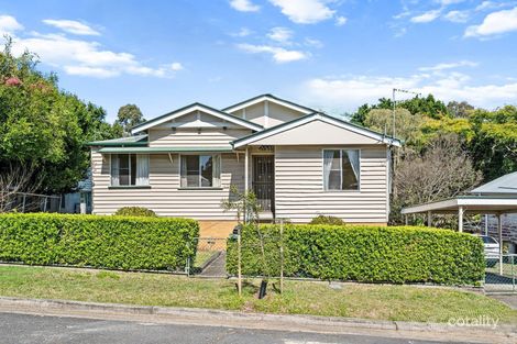 74 Davidson St, Newmarket, QLD 4051