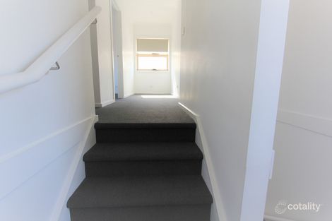 Property photo of 2 Chava Place Springvale South VIC 3172