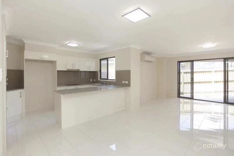 Property photo of 2/19 Clausen Street Mount Gravatt East QLD 4122