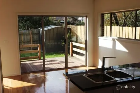 Property photo of 4/24 Plumer Street Croydon VIC 3136