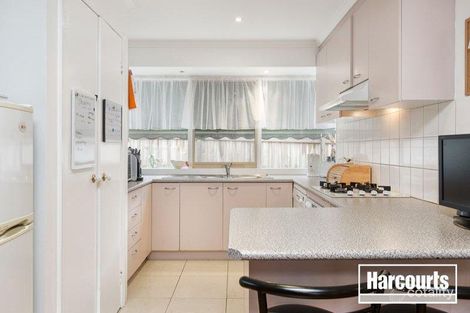 Property photo of 34 Baringa Park Drive Narre Warren South VIC 3805