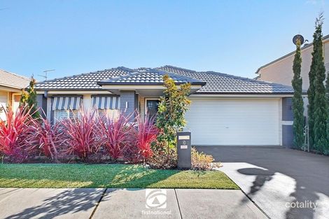 Property photo of 10 Greenfield Crescent Elderslie NSW 2570