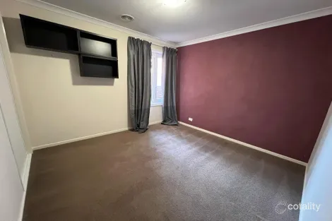 Property photo of 16 Audrey Cahn Street Macgregor ACT 2615