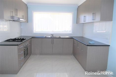 Property photo of 1/72 Albert Avenue Springvale VIC 3171