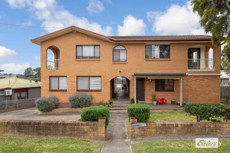 31 Bent St, Batemans Bay, NSW 2536