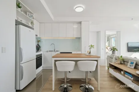 Property photo of 401/17 Malata Crescent Success WA 6164