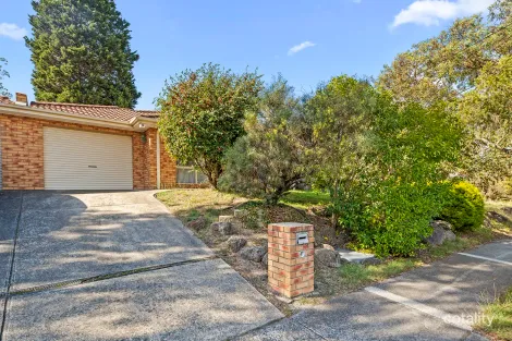 51 Stamford Cres, Rowville, VIC 3178