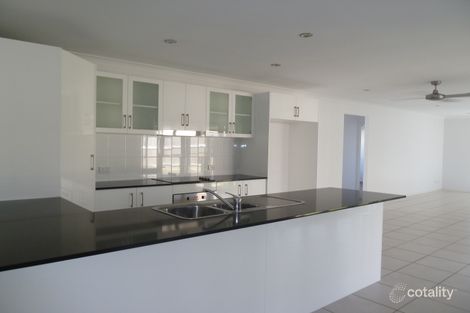 Property photo of 37 Phoenix Crescent Rural View QLD 4740