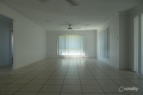 Property photo of 37 Phoenix Crescent Rural View QLD 4740