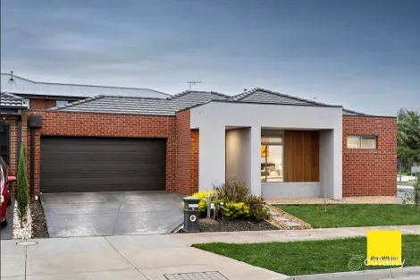 2 Potter Cct, Mickleham, VIC 3064