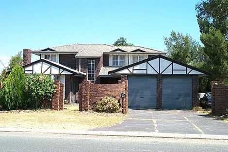 57 Lakeview Dr, Edgewater, WA 6027