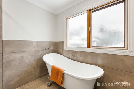 Property photo of 13 Centre Grove Healesville VIC 3777