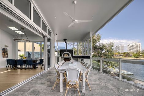 Property photo of 14 Alma Street Broadbeach Waters QLD 4218