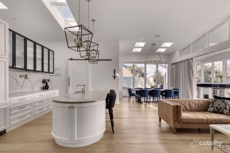 Property photo of 14 Alma Street Broadbeach Waters QLD 4218