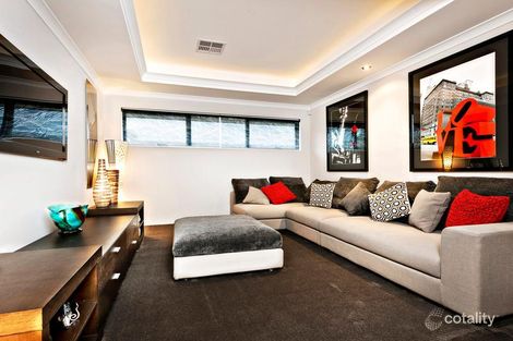 Property photo of 12 Baggot Road Hilbert WA 6112
