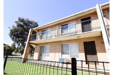 6/4 Nordlingen Dr, Tolland, NSW 2650