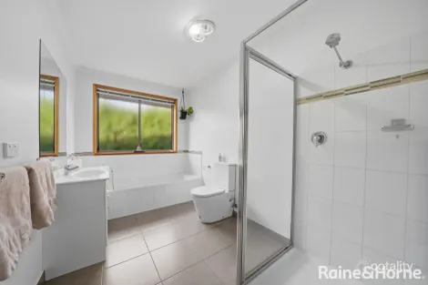 Property photo of 2/9 Hance Road Howrah TAS 7018
