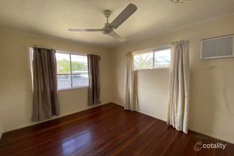Property photo of 16 Middle Crescent Dysart QLD 4745