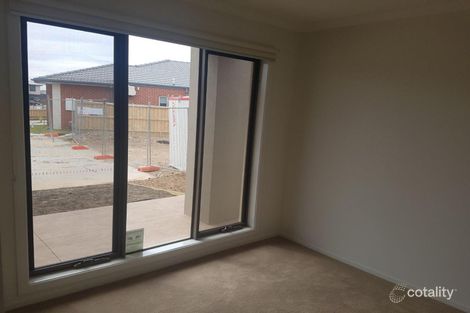 Property photo of 22 Aspera Drive Werribee VIC 3030