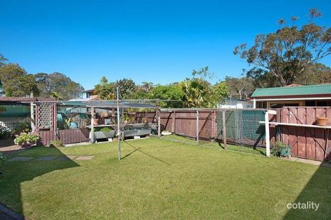 Property photo of 80 Winbin Crescent Gwandalan NSW 2259