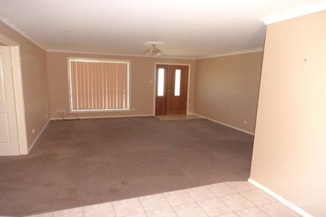 Property photo of 44 Jacqua Avenue Goulburn NSW 2580