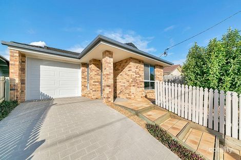 Property photo of 8 Dobbie Street Holland Park QLD 4121