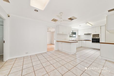 Property photo of 11 Werona Court Meadow Heights VIC 3048