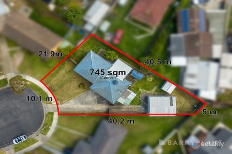 Property photo of 11 Werona Court Meadow Heights VIC 3048