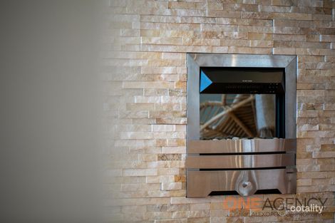 Property photo of 2 Sandringham Street St Johns Park NSW 2176