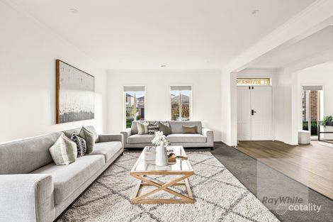 Property photo of 10 Ward Drive Mill Park VIC 3082
