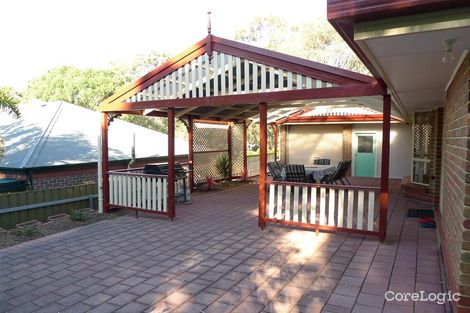 Property photo of 17 Crossing Road Aberfoyle Park SA 5159