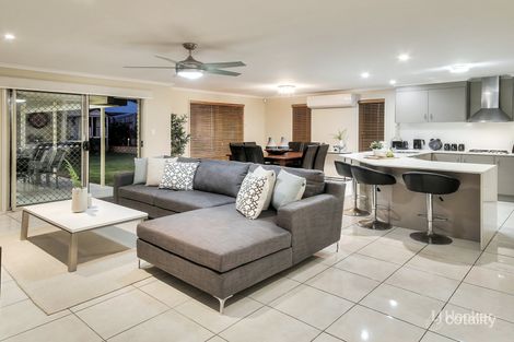 Property photo of 137 Wallum Drive Parkinson QLD 4115