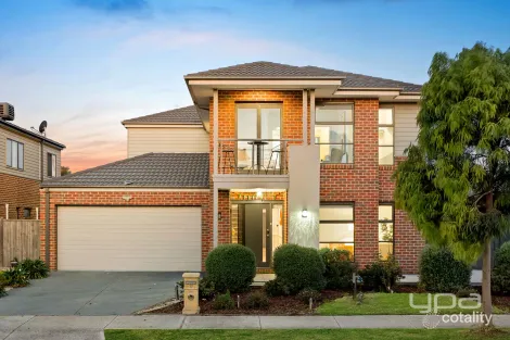 17 Carnegie Rd, Point Cook, VIC 3030