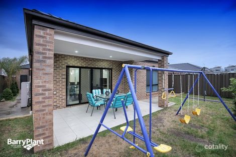 Property photo of 13 Clarendon Avenue Craigieburn VIC 3064
