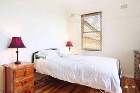 Property photo of 4 Dilley Street West Tamworth NSW 2340