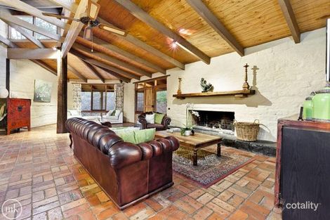 Property photo of 11 Artists Hill Eltham VIC 3095