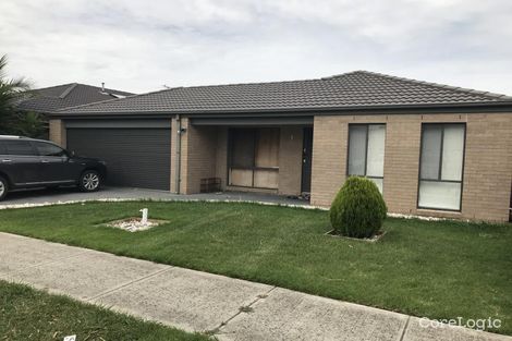 Property photo of 3 Baltic Way Cranbourne West VIC 3977