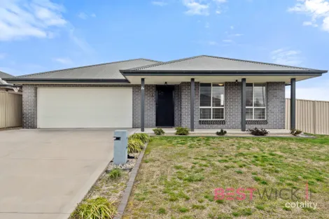 2a Darling St, Eglinton, NSW 2795